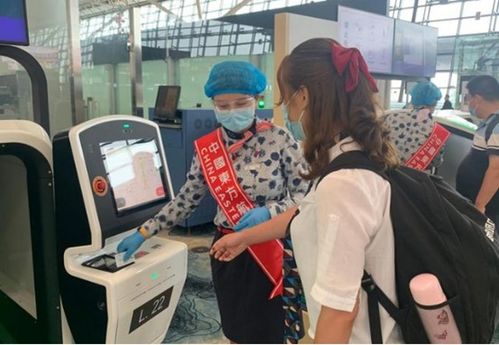 中國東航持續(xù)打造 智慧機(jī)場 西安咸陽機(jī)場自助行李托運(yùn)專區(qū)啟用